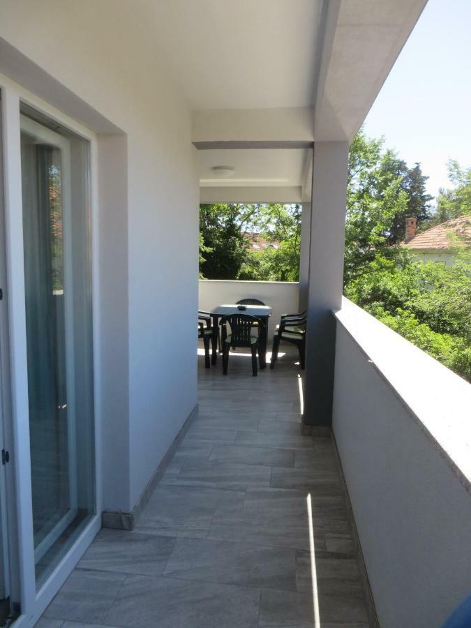 Luka Apartments Биоград на Мору Екстериор снимка